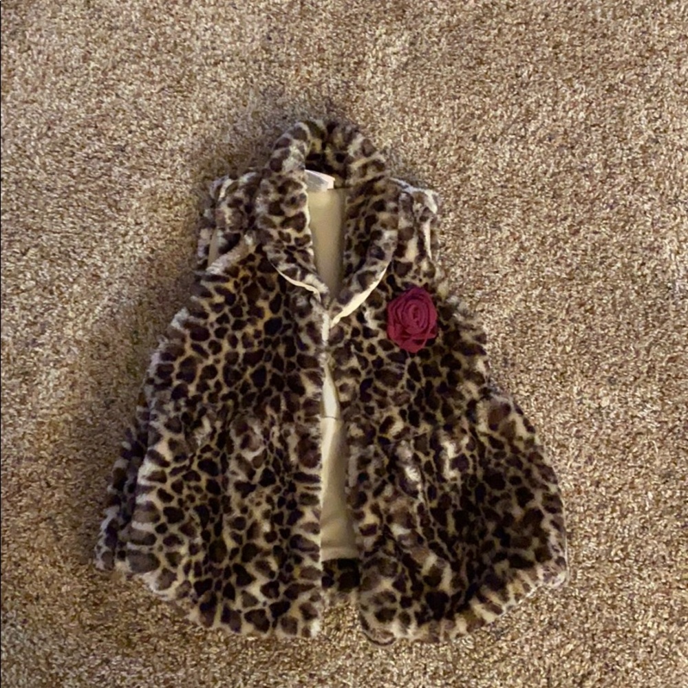 Leopard vest